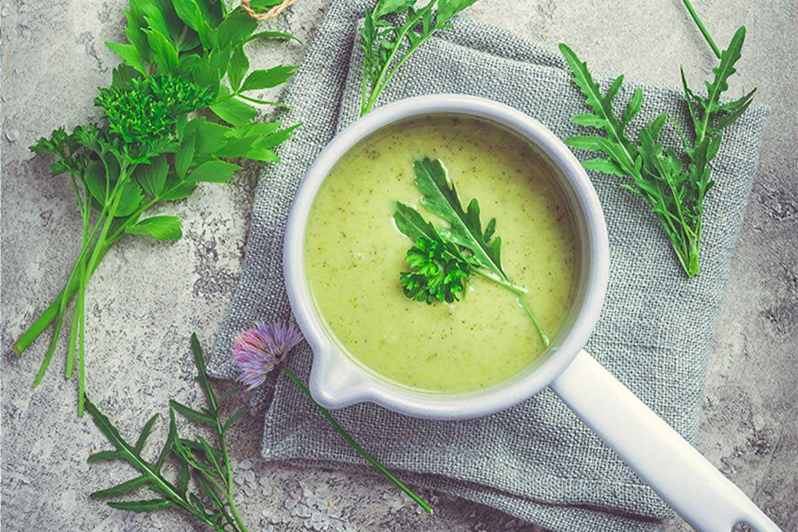 Chilled broccoli soup 